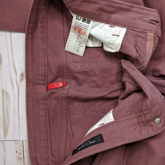 UJ Uniqlo Skinny Fit Straight Middle Rise Pink Jeans Size 28 x 33 - Picture 2 of 7
